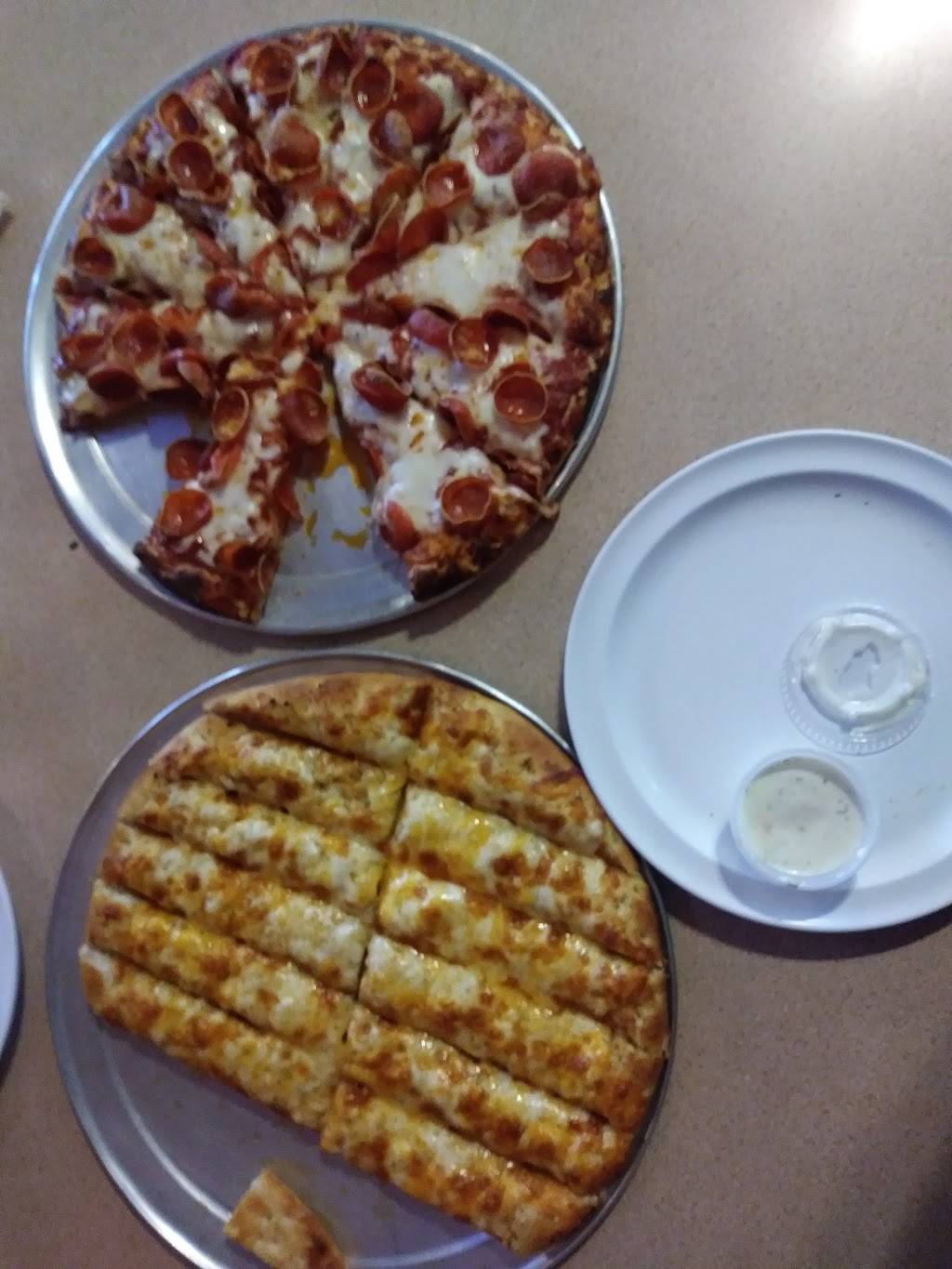 Mountain Mikes Pizza | meal delivery | 1000 W Robinhood Dr, Stockton, CA 95207, USA | 2094747470 OR +1 209-474-7470