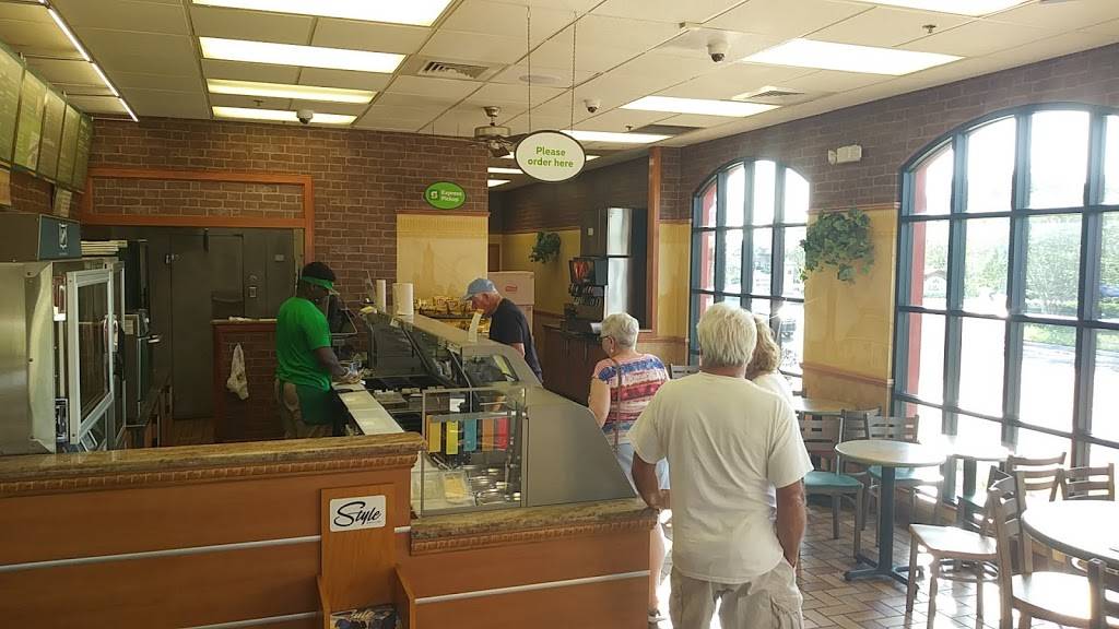 Subway | restaurant | 1580 Bella Cruz Dr, The Villages, FL 32159, USA | 3527509600 OR +1 352-750-9600