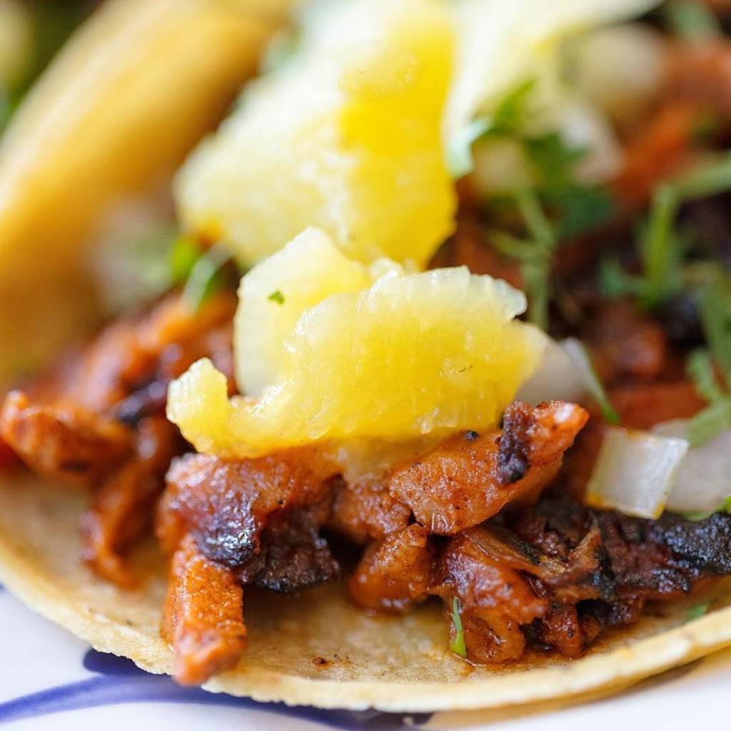 Agave Azul Cocina Mexicana | restaurant | 5855 Winter Garden Vineland Rd #100, Windermere, FL 34786, USA | 4073958350 OR +1 407-395-8350