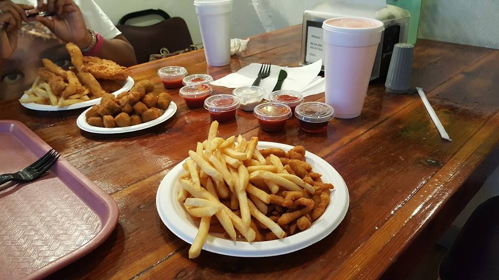 Knock Kneed Lobster | restaurant | 3202 Washington St, Phoenix, AZ 85034, USA | 6022731068 OR +1 602-273-1068