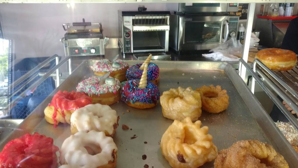 Pink Ribbon Donuts | cafe | 28601 Marguerite Pkwy A2, Mission Viejo, CA 92692, USA | 9493883737 OR +1 949-388-3737