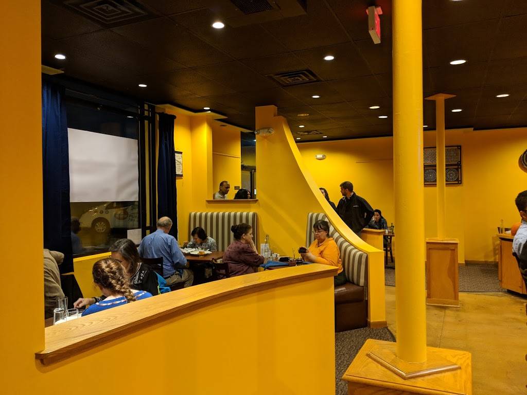 Momo house | restaurant | 131A Maple Ave W, Vienna, VA 22180, USA | 5714592614 OR +1 571-459-2614