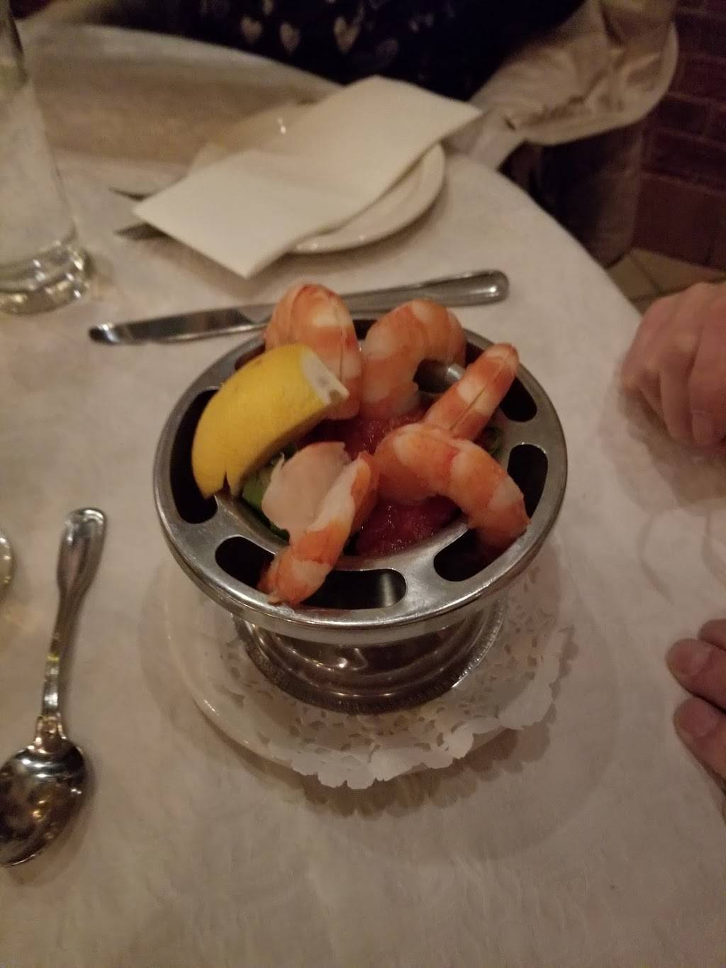 Restaurant Les Freres Moreau | restaurant | 160 Boulevard du Séminaire N, Saint-Jean-sur-Richelieu, QC J3B 5K5, Canada | 4503475559 OR +1 450-347-5559