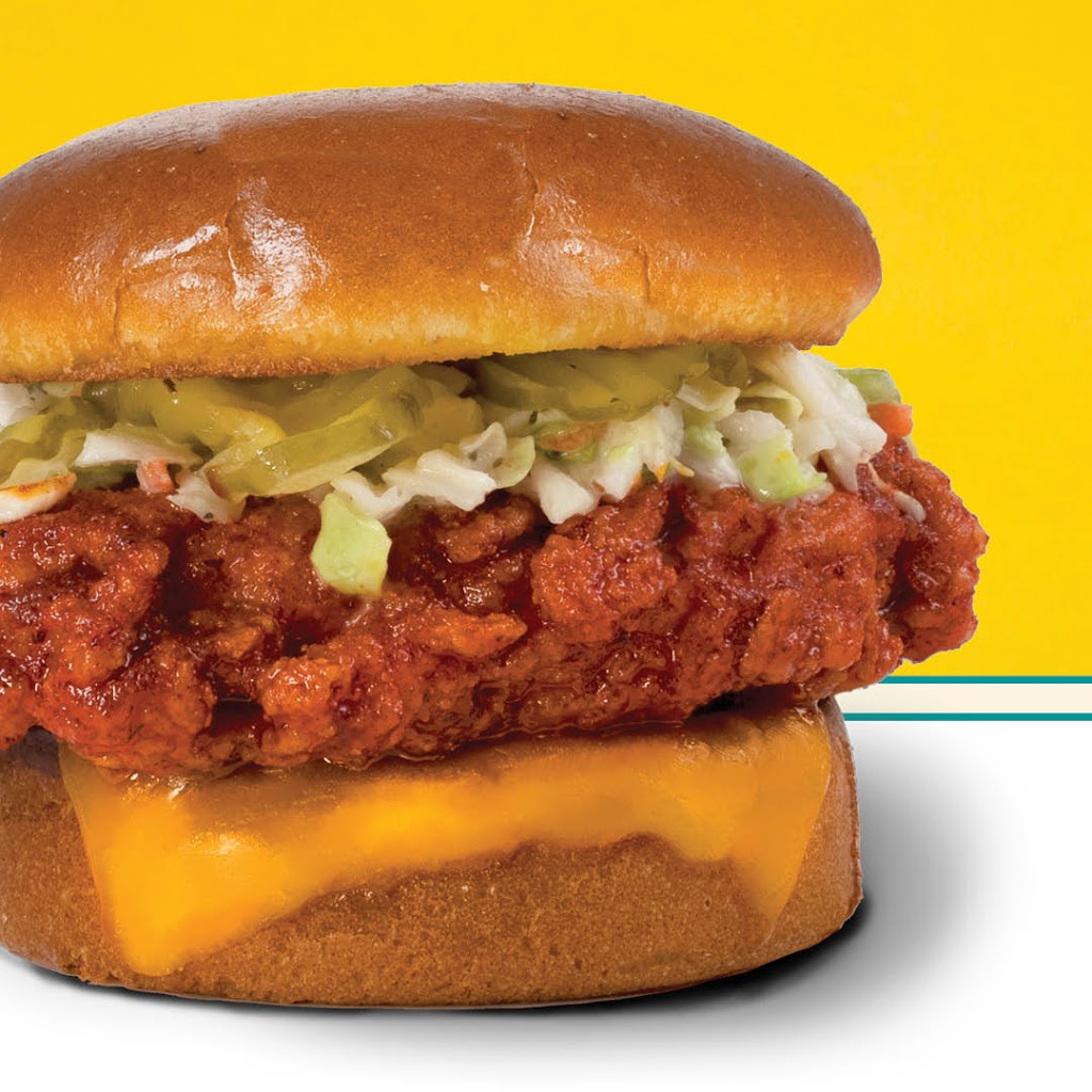 Trailer Birds | meal takeaway | 3201 Parkway Center Ct, Orlando, FL 32808, USA | 4075526422 OR +1 407-552-6422