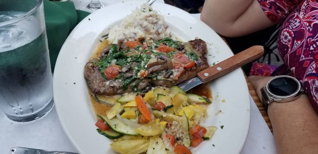 Sarafinas Italian Kitchen | restaurant | 794 CA-4, Arnold, CA 95223, USA | 2097959858 OR +1 209-795-9858