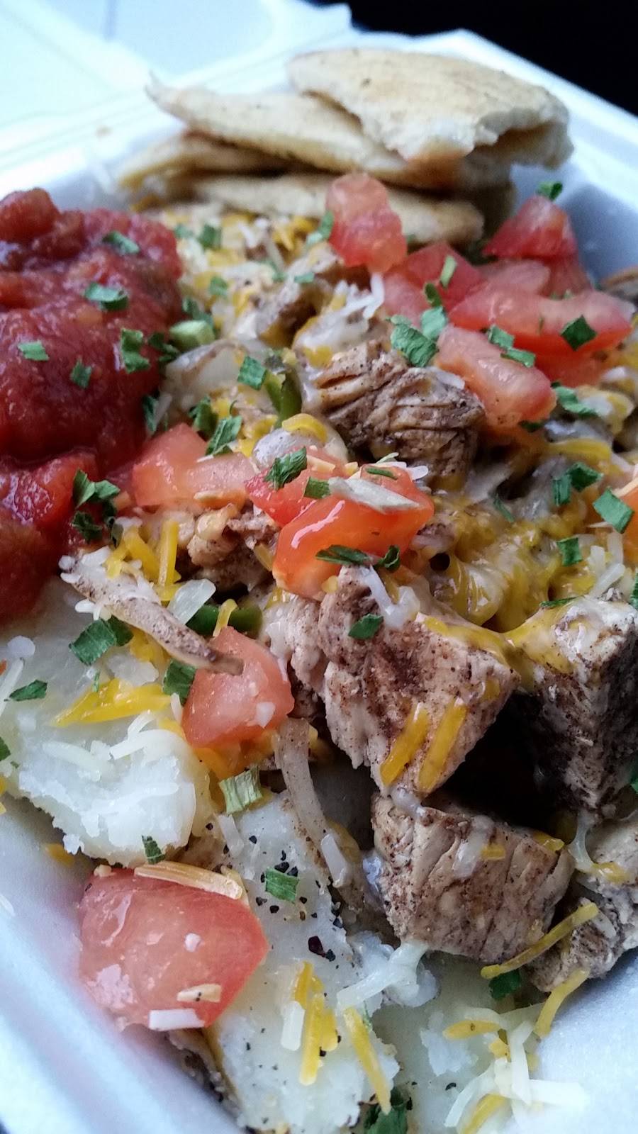 Spud Headz | restaurant | 16400 W McNichols Rd, Detroit, MI 48235, USA | 3138387783 OR +1 313-838-7783