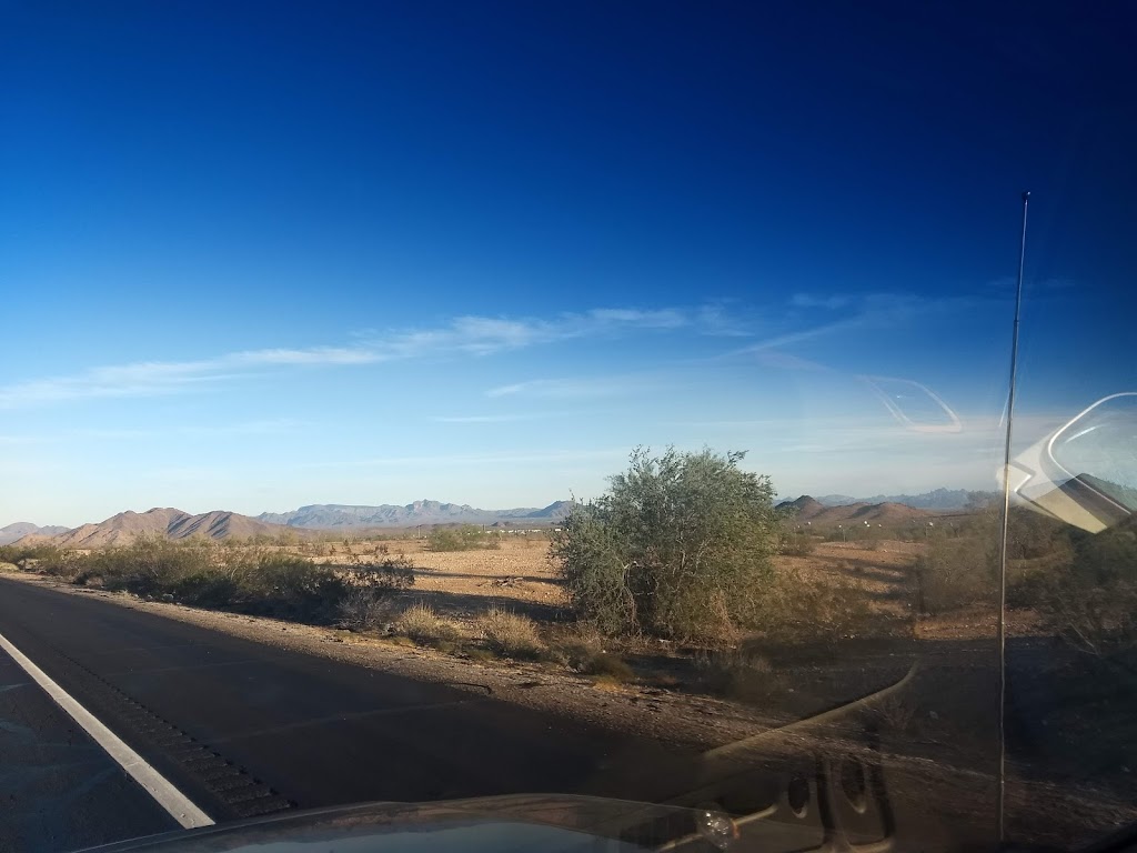 River Run Pizza Bar and Grill | restaurant | 50006 Ehrenberg Poston Hwy, Ehrenberg, AZ 85334, USA | 9289237940 OR +1 928-923-7940