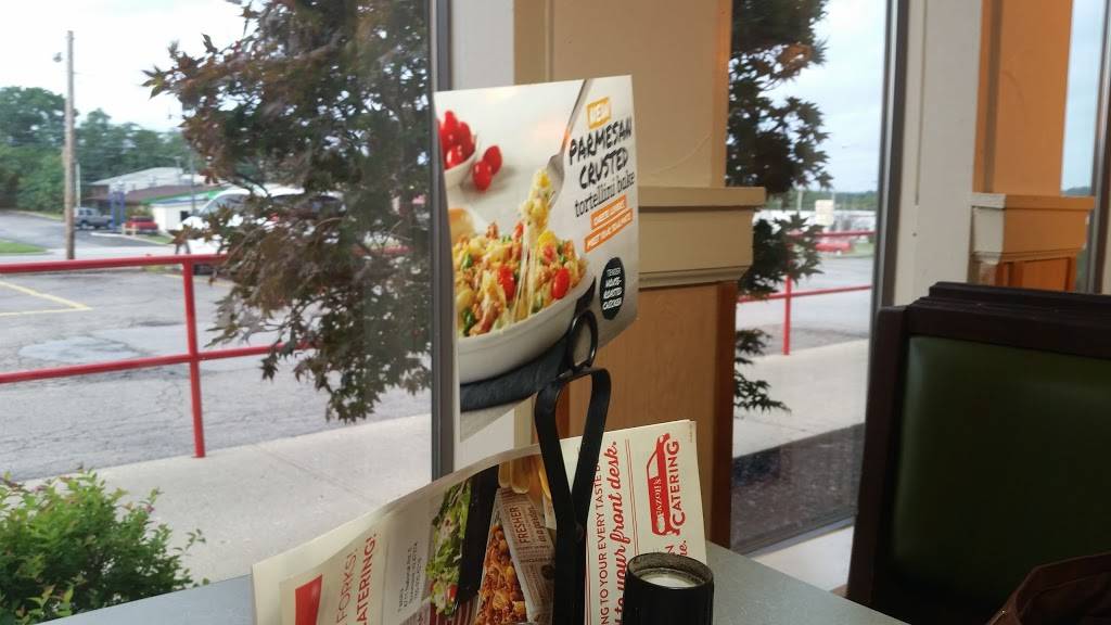 Fazolis | restaurant | 4711 E National Rd E, Richmond, IN 47374, USA | 7659356219 OR +1 765-935-6219