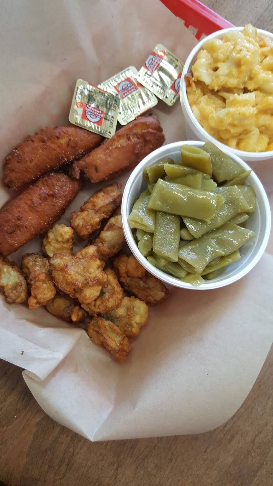 Cainos Red Barn Grill | restaurant | 101 Red Barn Rd, Hubert, NC 28539, USA | 9103262276 OR +1 910-326-2276