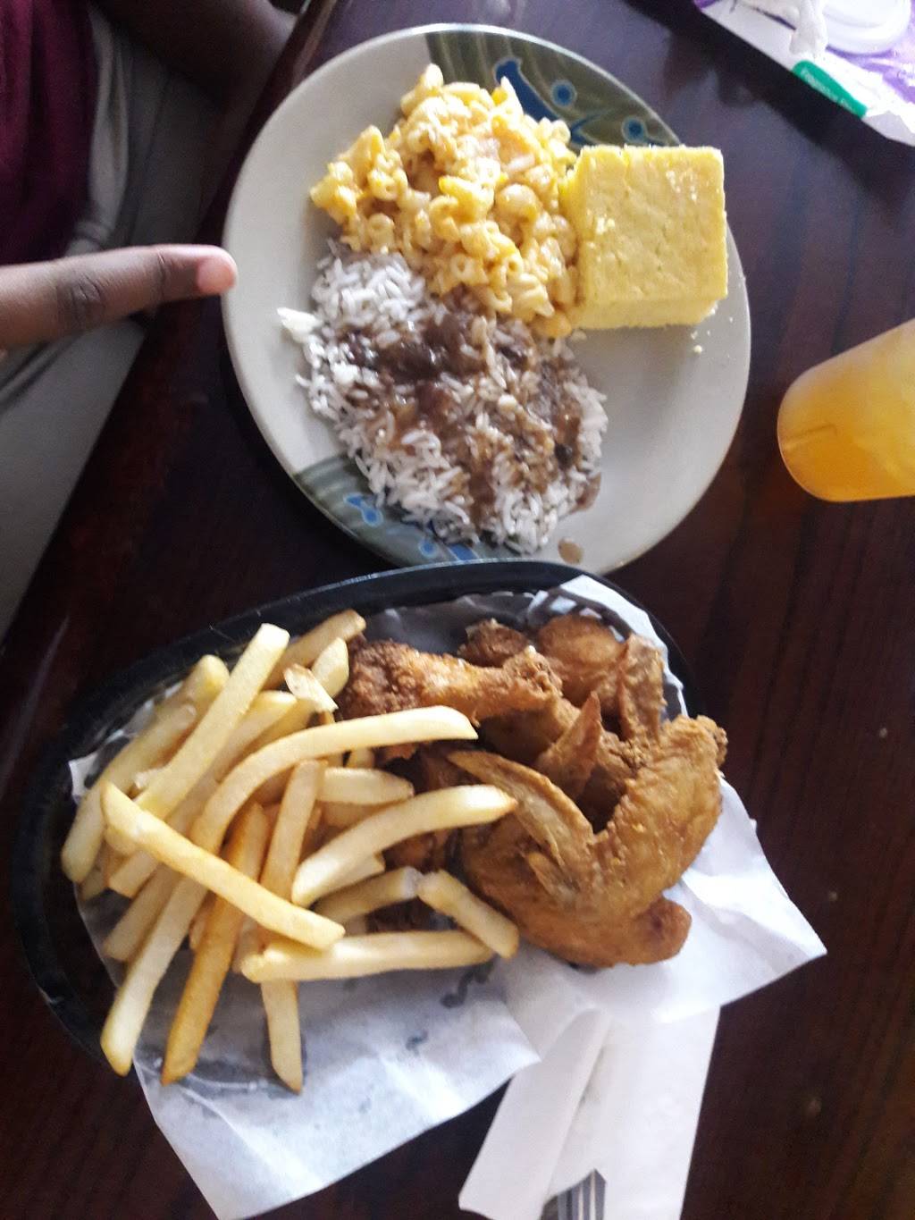 Mamas Southern Soul Food Restaurant | restaurant | 3701 E Dr M.L.K. Jr Blvd, Tampa, FL 33610, USA | 8137699552 OR +1 813-769-9552