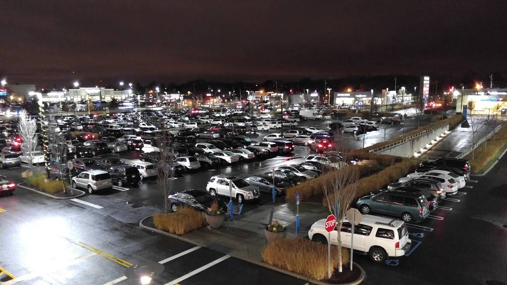 The Gallery At Westbury Plaza | shopping mall | 900 Old Country Rd, Garden City, NY 11530, USA | 2036355560 OR +1 203-635-5560