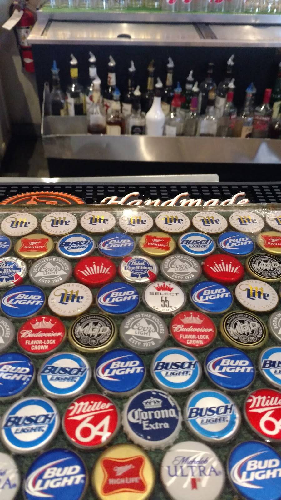 The Wood Shed Bar and Grill | restaurant | 2895 County Rd II, Neenah, WI 54956, USA | 9207296003 OR +1 920-729-6003