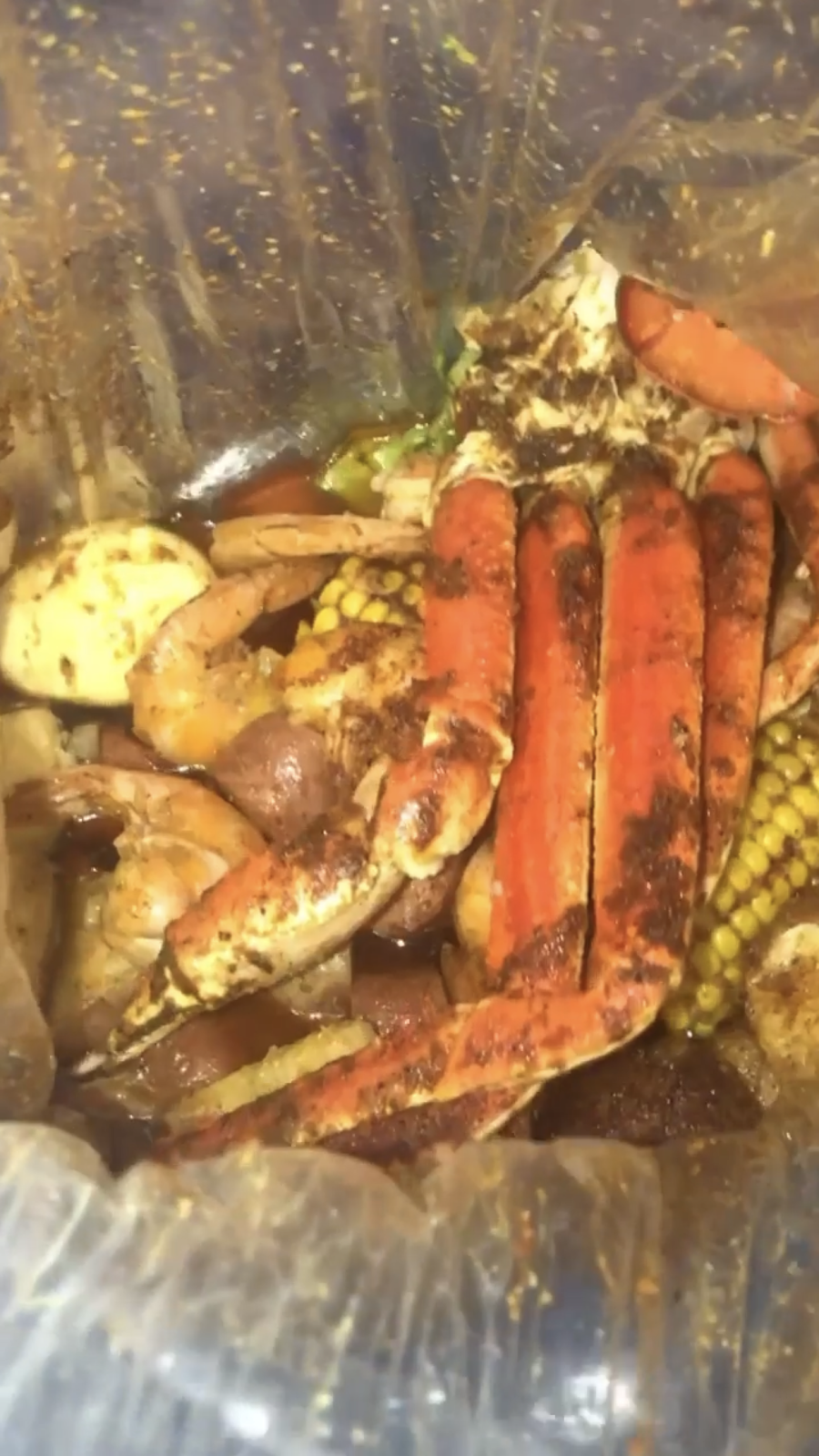 Catch & boil | restaurant | 118 Sibley Blvd, Dolton, IL 60419, USA | 7087375576 OR +1 708-737-5576