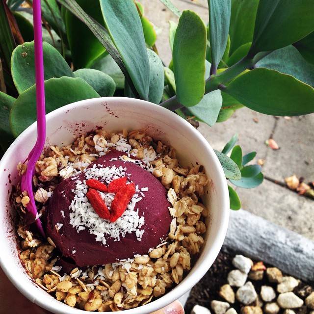 Açai Jungle Bowls Cafe | cafe | 326 N Victory Blvd, Burbank, CA 91502, USA | 8188597199 OR +1 818-859-7199