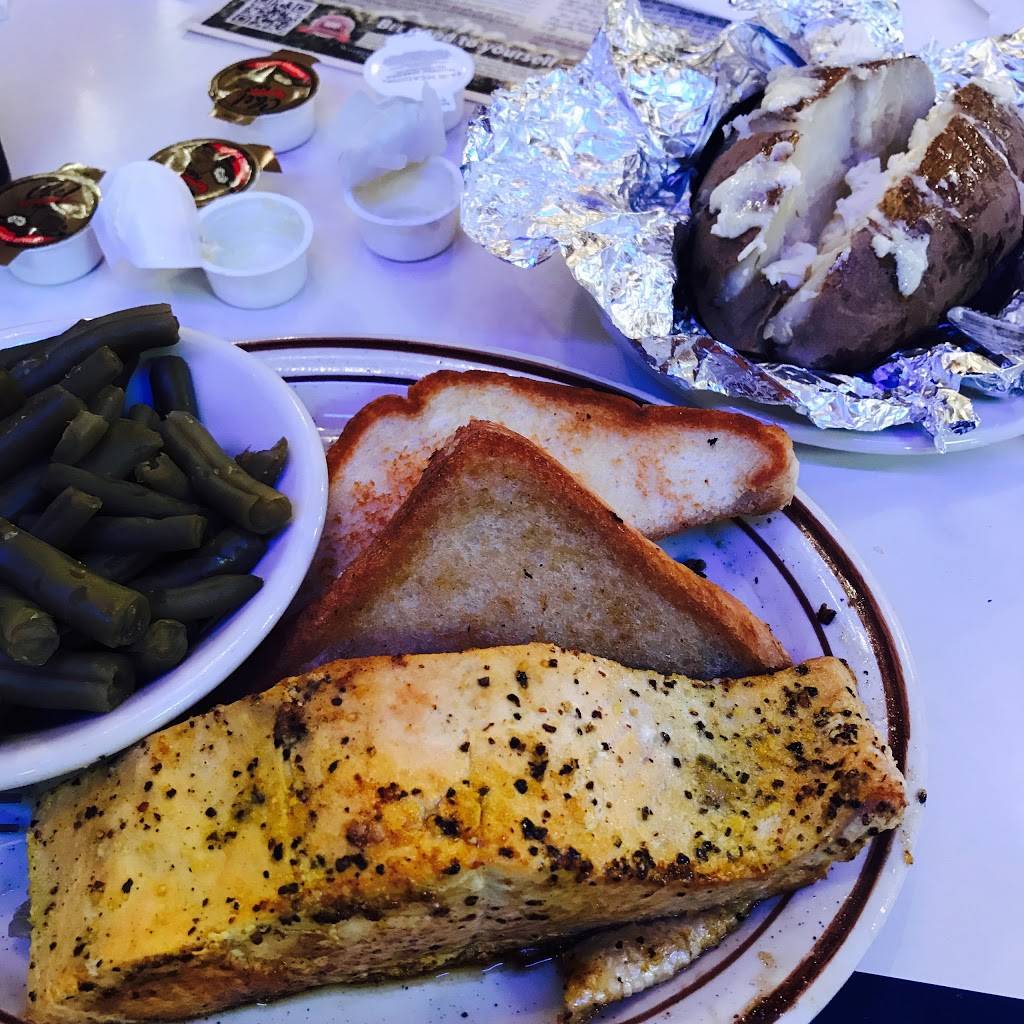 Brintles Homestyle Restaurant | restaurant | 125 Plaza Ln, Mt Airy, NC 27030, USA | 3363523167 OR +1 336-352-3167