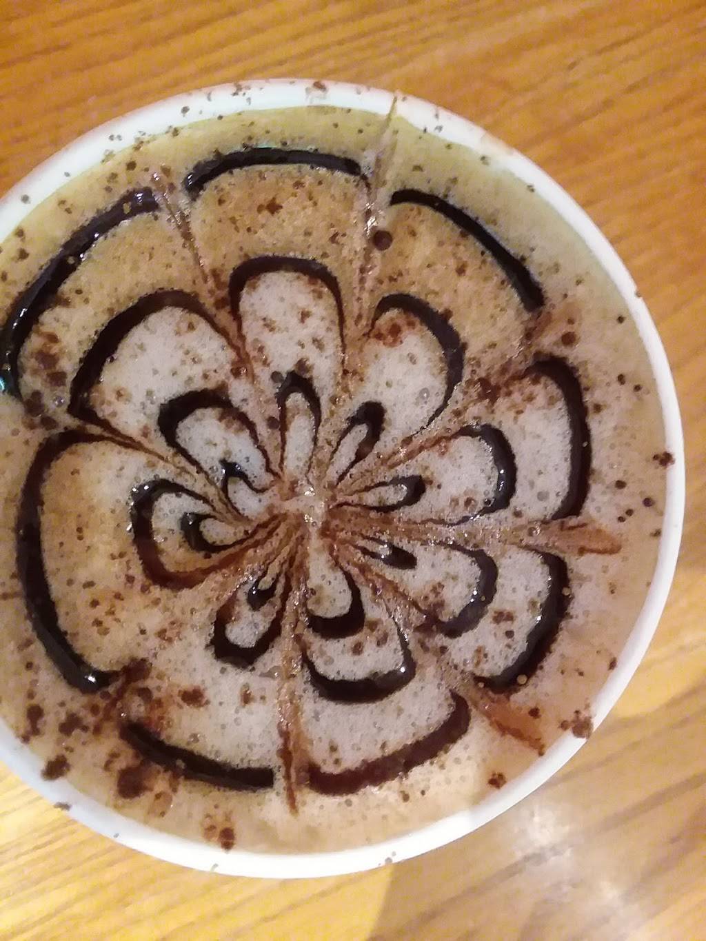 The Maia Papaya | restaurant | 2161 Main St, Bethlehem, NH 03574, USA | 6038699900 OR +1 603-869-9900