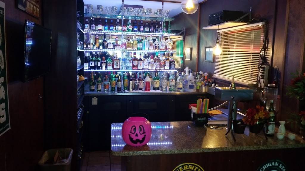 Denises Wixom Grill | restaurant | 29710 Wixom Rd, Wixom, MI 48393, USA | 2489265880 OR +1 248-926-5880