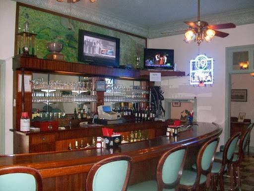 Mulligans Restaurant | restaurant | 359 Northern Pines Rd, Gansevoort, NY 12831, USA | 5185846270 OR +1 518-584-6270