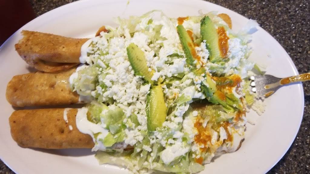 El Tiz Tizoncito Forest | restaurant | 3318 Forest Ln #100, Dallas, TX 75234, USA | 9722478797 OR +1 972-247-8797