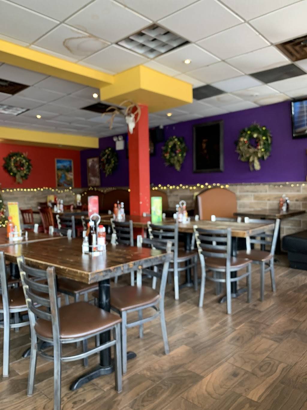 Los Tres Potrillos | restaurant | 1004 4th Ave, Brooklyn, NY 11232, USA | 7187888484 OR +1 718-788-8484