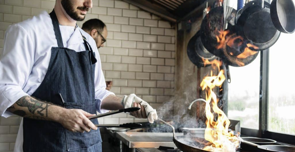 Adas Restaurant & Bar | restaurant | 5910 Phinney Ave N, Seattle, WA 98103, USA | 2069069554 OR +1 206-906-9554