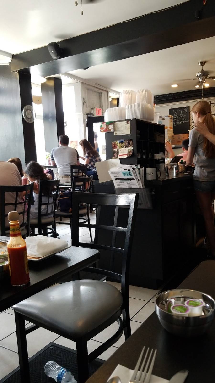 Gregs Kitchen | restaurant | 4460 Main St, Philadelphia, PA 19127, USA | 2154824734 OR +1 215-482-4734