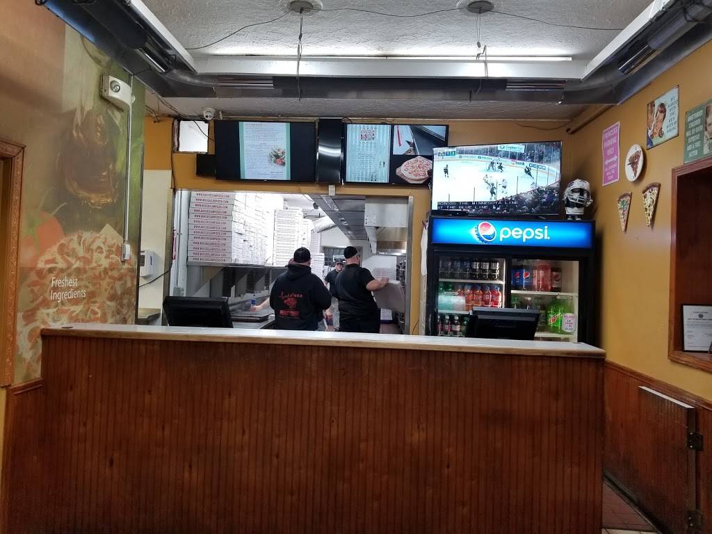 Bocce Club Pizza | restaurant | 4174 Bailey Ave, Buffalo, NY 14226, USA | 7168331344 OR +1 716-833-1344