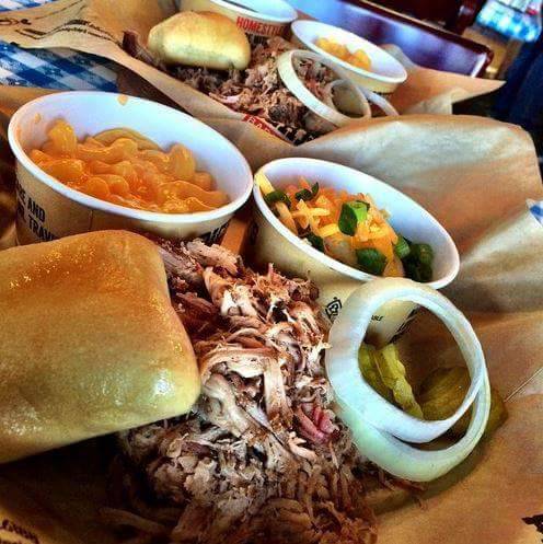 Dickeys Barbecue Pit | restaurant | 2540 Granite Ln, Lebanon, MO 65536, USA | 4175324227 OR +1 417-532-4227