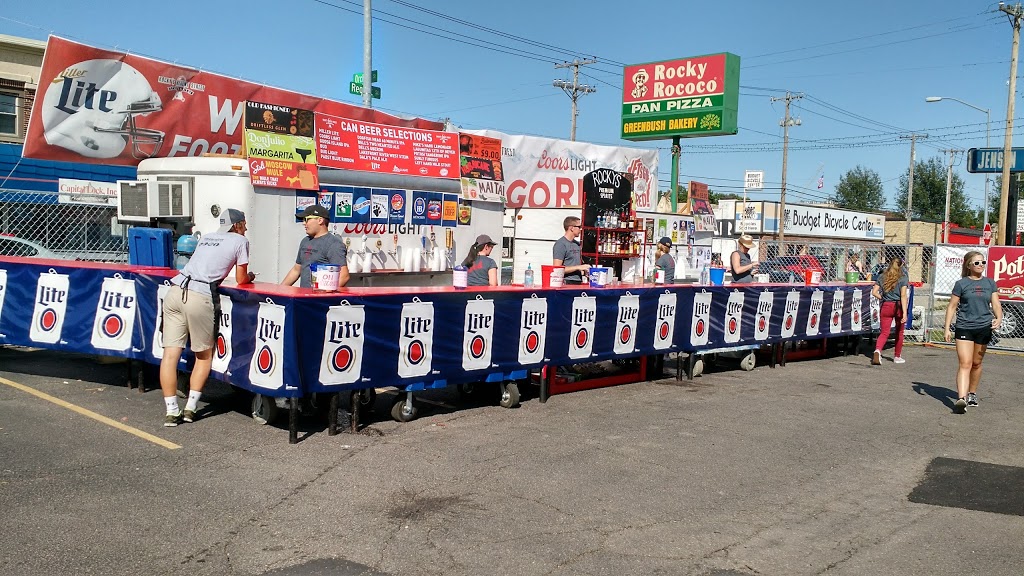 Rocky Rococo Pan Style Pizza | restaurant | 1301 Regent St, Madison, WI 53715, USA | 6082560600 OR +1 608-256-0600