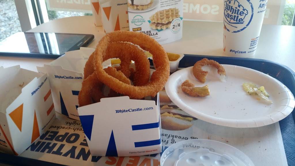 White Castle | restaurant | 2350 Greene Way, Louisville, KY 40220, USA | 5024913114 OR +1 502-491-3114
