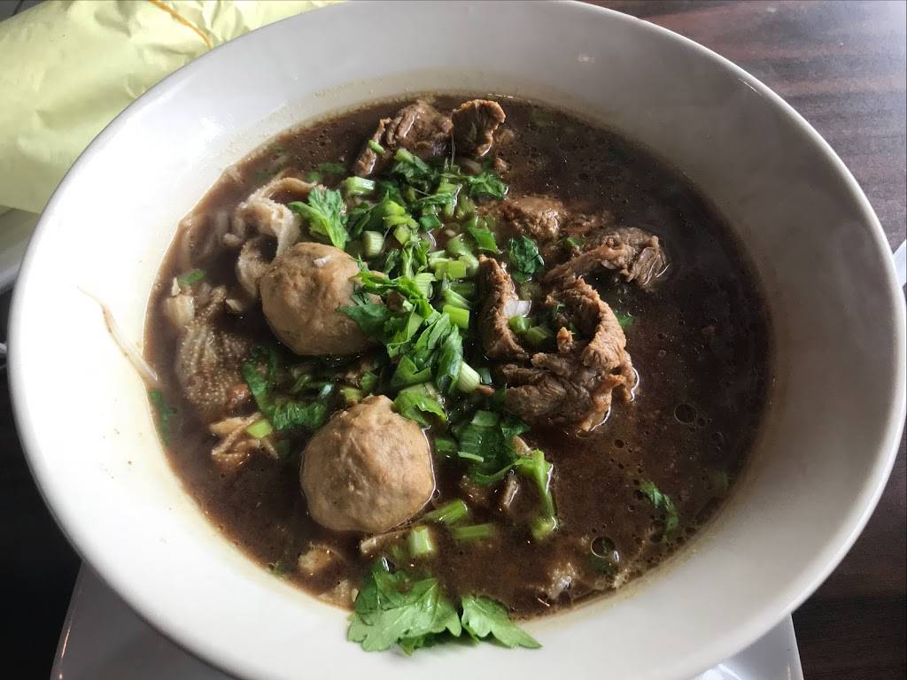 Bưu-Điện Restaurant | restaurant | 642 N Broadway # 5, Los Angeles, CA 90012, USA | 2136178355 OR +1 213-617-8355