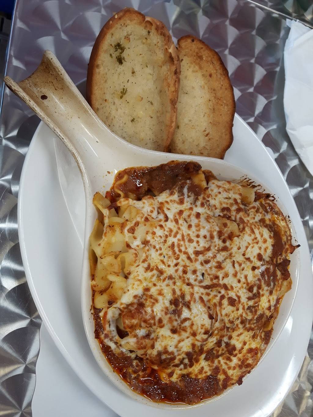 Pizzeria 335 | restaurant | 1111 Rang Saint-François, Terrebonne, QC J6Y 0C7, Canada | 4504359112 OR +1 450-435-9112