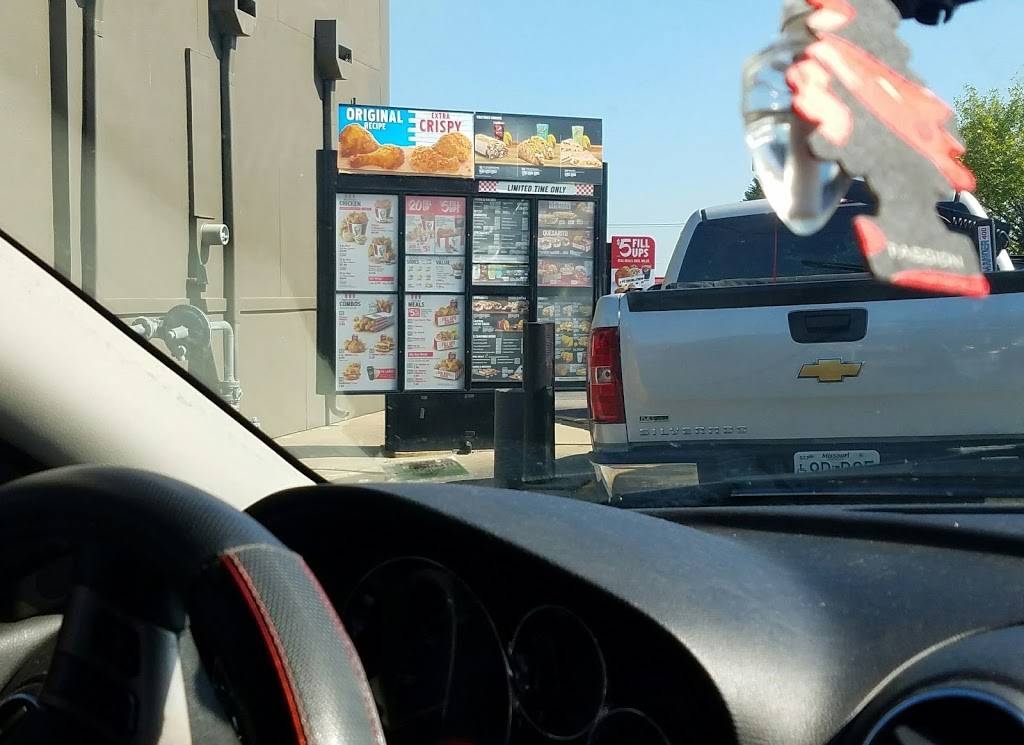 KFC | restaurant | 4210 S Noland Rd, Independence, MO 64055, USA | 8163734707 OR +1 816-373-4707