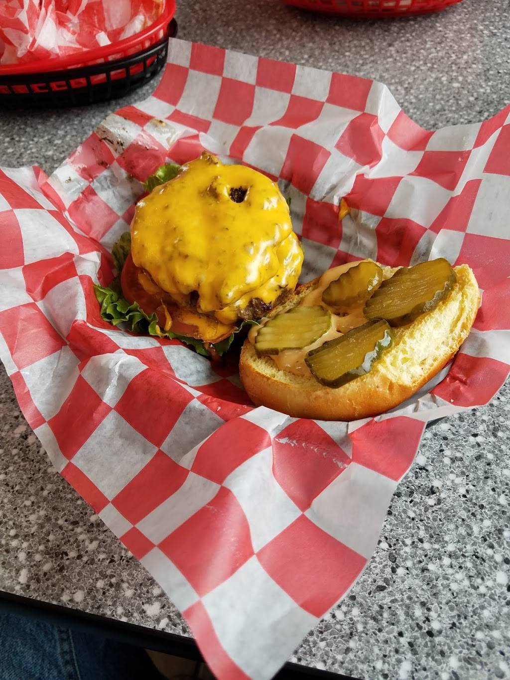 BnDz Burgerz And Dogz - South Park | restaurant | 4120 Brownsville Rd, South Park Township, PA 15129, USA | 4127144896 OR +1 412-714-4896