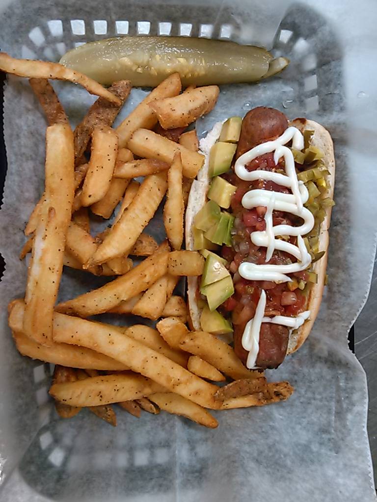 The Dockside Restaurant @ Seneca Lake Marina | restaurant | 16592 Lashley Rd, Senecaville, OH 43780, USA | 7406850003 OR +1 740-685-0003