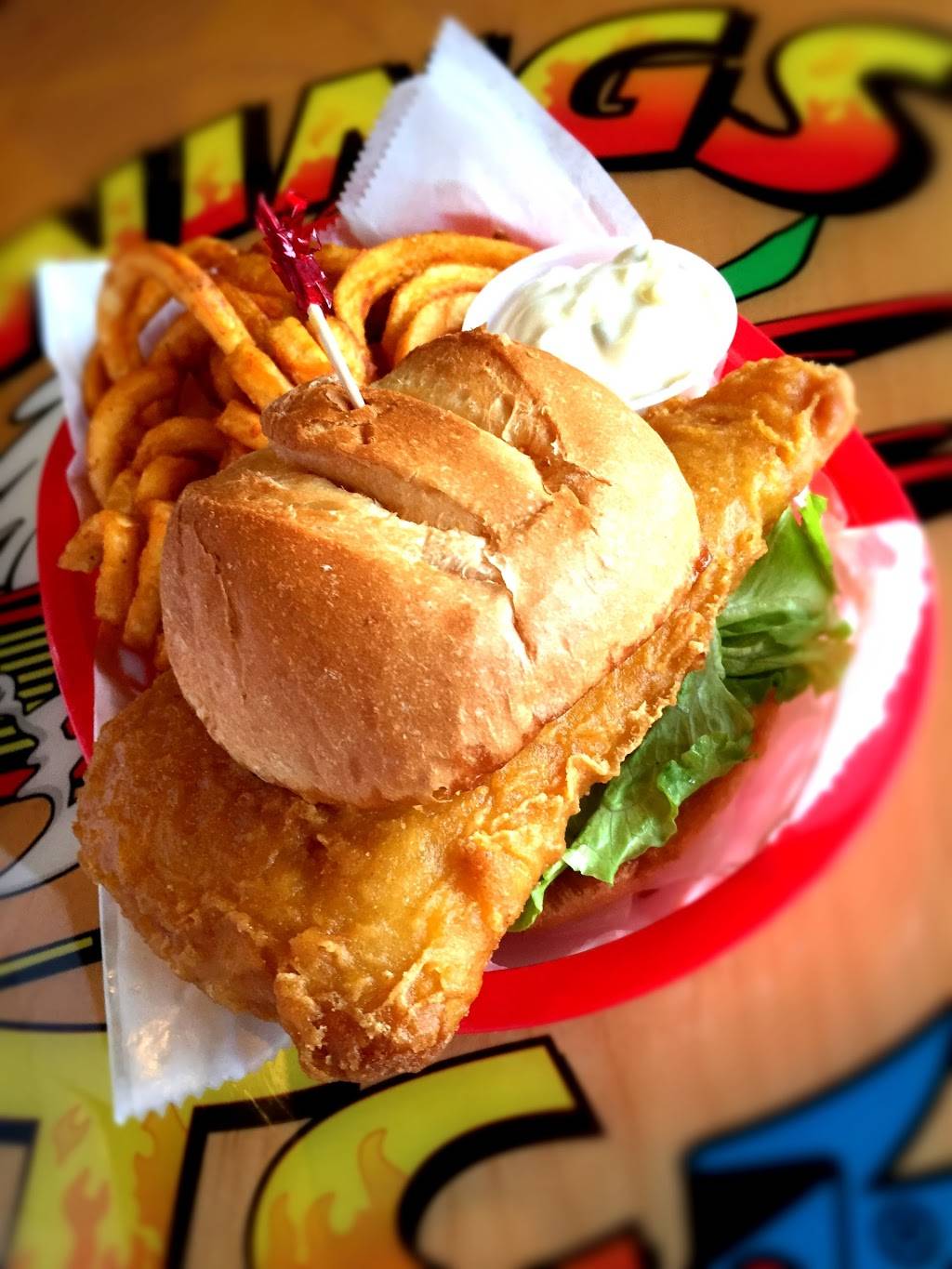 Wings Etc. | restaurant | 870 Lima Rd, Kendallville, IN 46755, USA | 2603499464 OR +1 260-349-9464