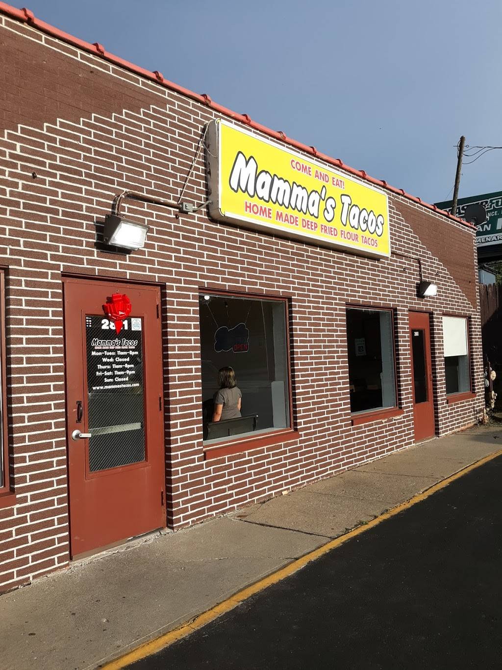 Mammas Tacos | restaurant | 2811 SE 14th St, Des Moines, IA 50320, USA | 5153481271 OR +1 515-348-1271