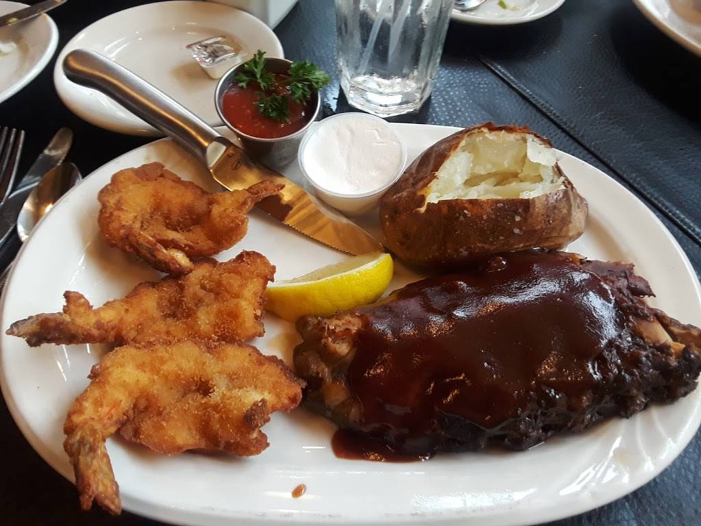 McVeys Restaurant | restaurant | 312 E Commercial Ave, Lowell, IN 46356, USA | 2196967784 OR +1 219-696-7784