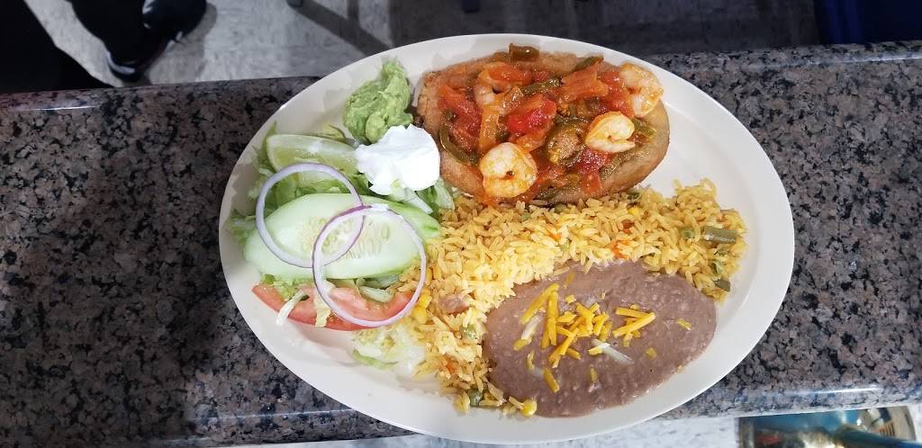 Mariscos 2000 | restaurant | 2460 Walnut Hill Ln, Dallas, TX 75229, USA | 2143511634 OR +1 214-351-1634