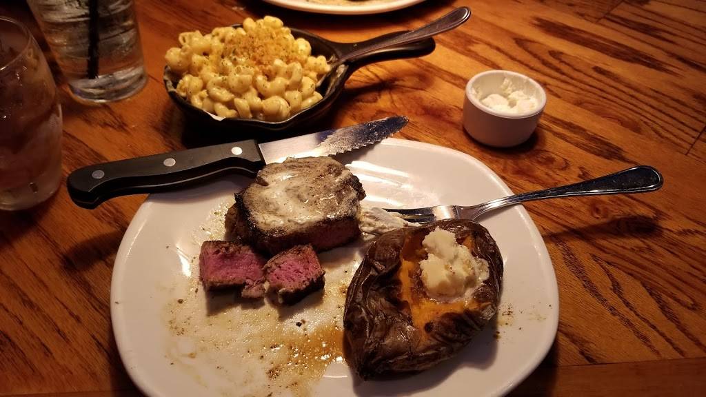 Outback Steakhouse | restaurant | 2219 SW 74th St, Oklahoma City, OK 73159, USA | 4056860918 OR +1 405-686-0918