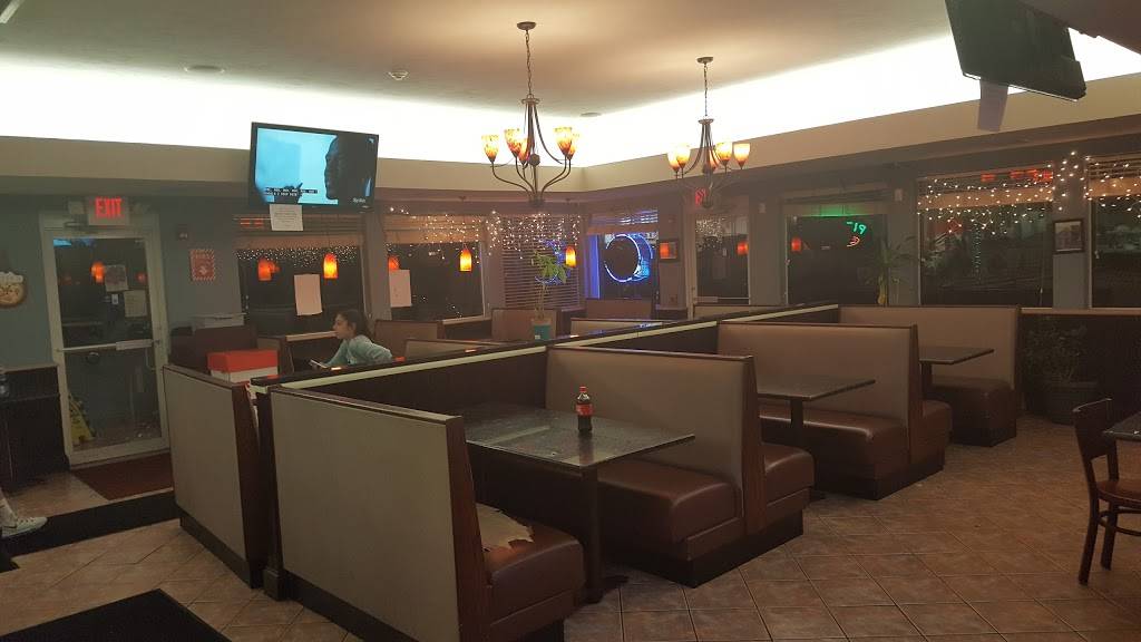 Marias Pizzeria | restaurant | 134 S Franklin St, Holbrook, MA 02343, USA | 7817673340 OR +1 781-767-3340