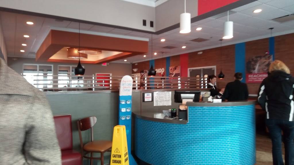 IHOP | restaurant | 2190 Walker Lake Rd, Ontario, OH 44903, USA | 4197471126 OR +1 419-747-1126