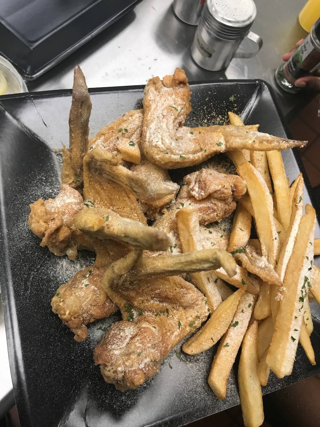 Jennings Bistro | restaurant | 2233 N Prairie Creek Rd Dallas L8, TX 75227, Dallas, TX 75227, USA | 4695472511 OR +1 469-547-2511