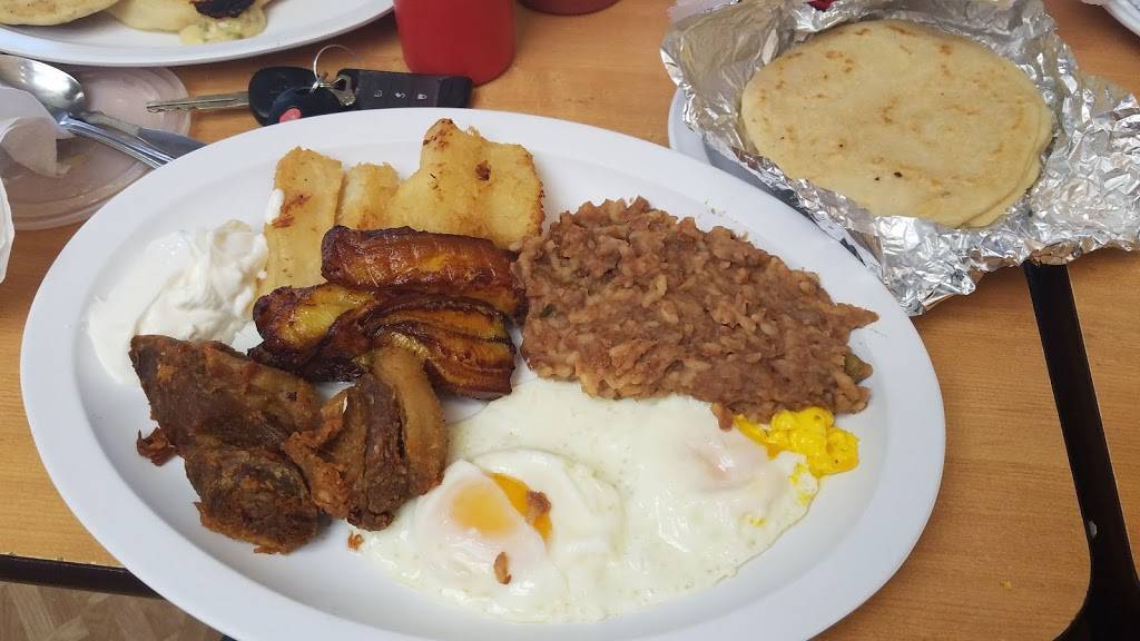 Pupuseria Casa Maria | restaurant | 7363 N Michigan Rd, Indianapolis, IN 46268, USA | 3173470193 OR +1 317-347-0193