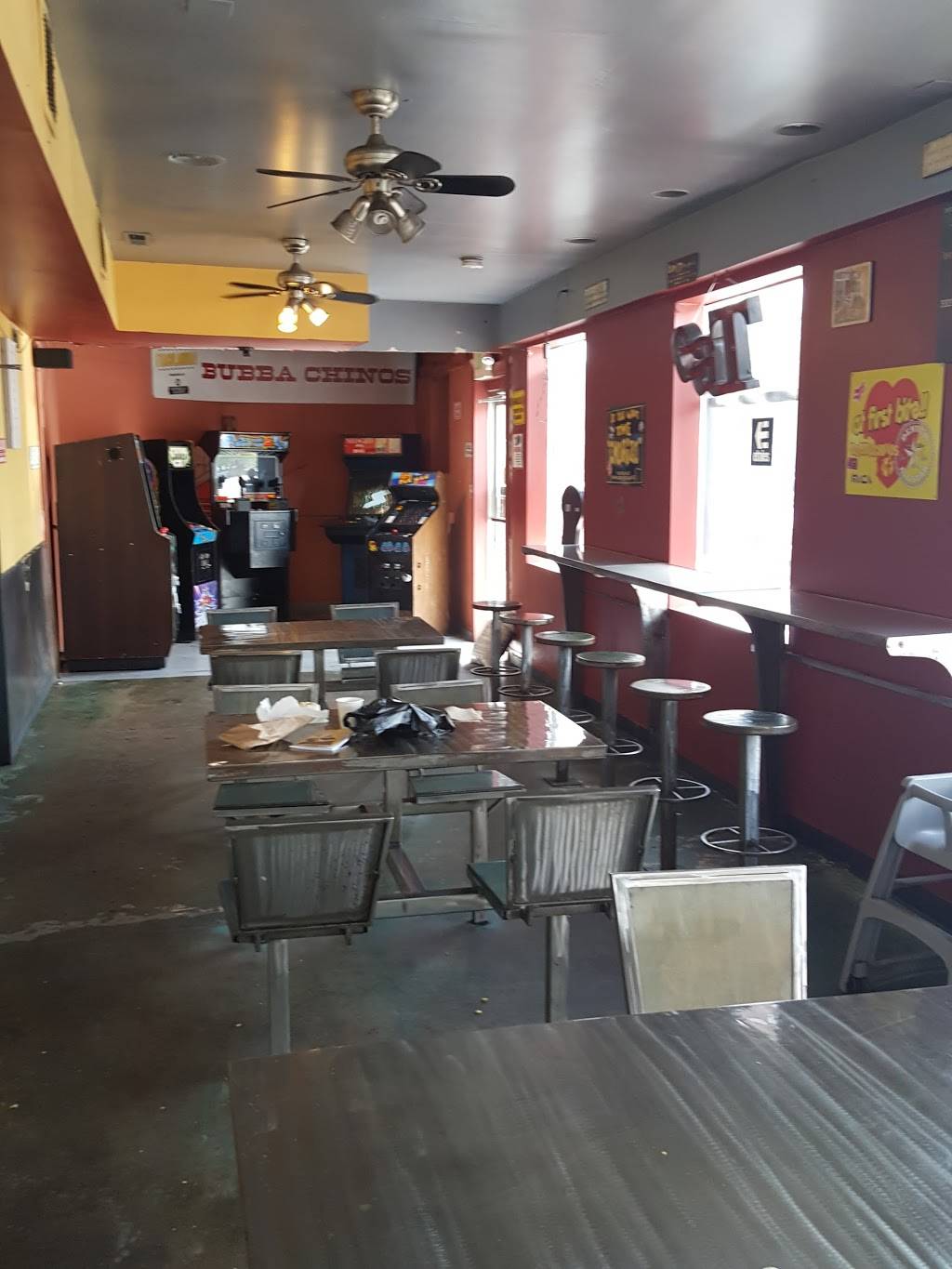 Bubba Chinos 19 | restaurant | 160 Federal Blvd, Denver, CO 80219, USA | 7205368717 OR +1 720-536-8717