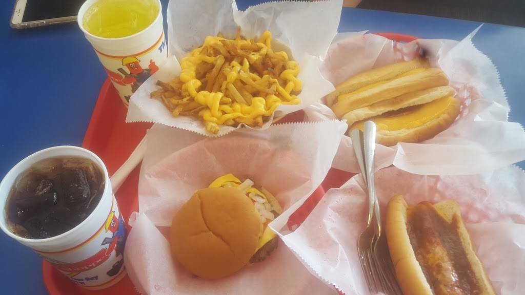 Brighton Hot Dog Shoppe | restaurant | 730 Ohio River Blvd, Rochester, PA 15074, USA | 7247750411 OR +1 724-775-0411