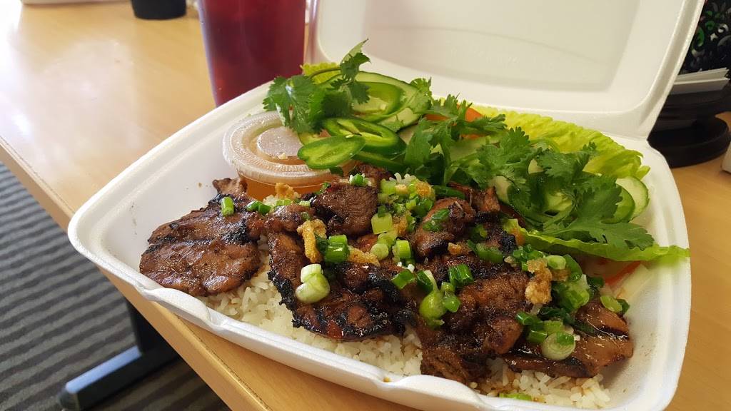 B2US Restaurant | restaurant | 13220 N Cleveland Ave, North Fort Myers, FL 33903, USA | 2392407418 OR +1 239-240-7418