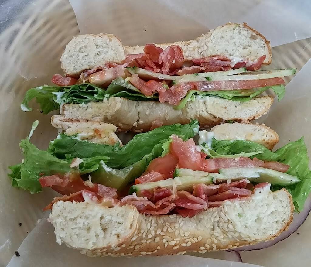 Old Bagel House | restaurant | 101 Osler Dr #120, Dundas, ON L9H 4H6, Canada | 9056275299 OR +1 905-627-5299