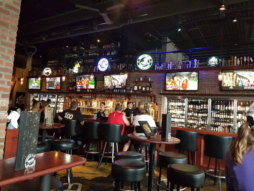 World of Beer | restaurant | 3934 Townsfair Way, Columbus, OH 43219, USA | 6144762962 OR +1 614-476-2962