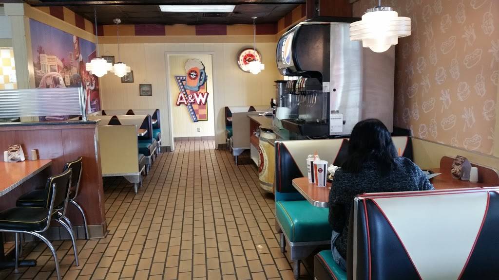 Long John Silvers | restaurant | 2440 Commercial Way, Spring Hill, FL 34606, USA | 3526884428 OR +1 352-688-4428